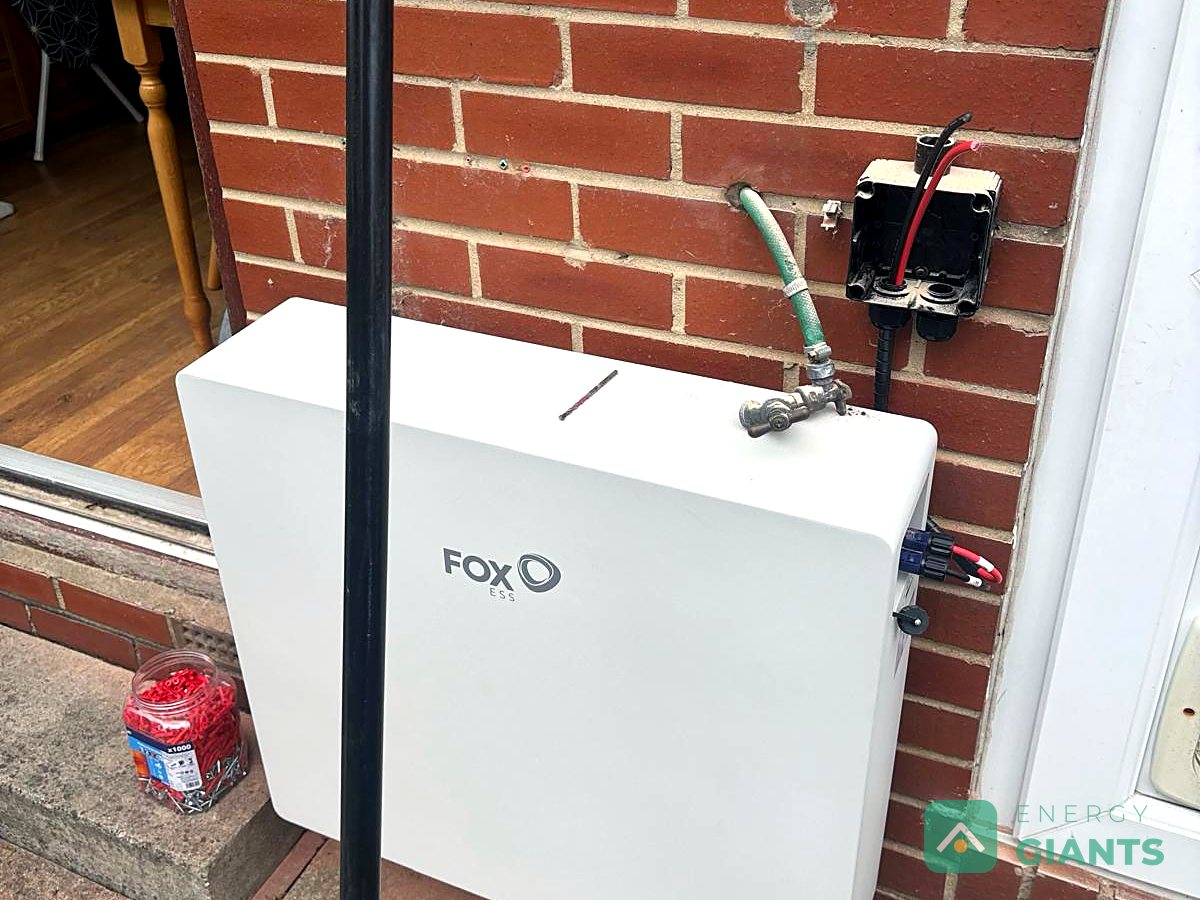 A battery added to 2016 panels, Tingley